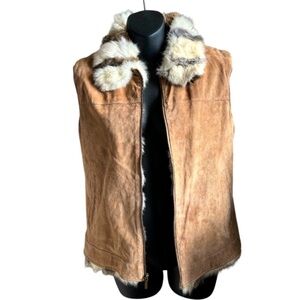 NWT Genuine Suede Leather Fur Trim Vest. Size M